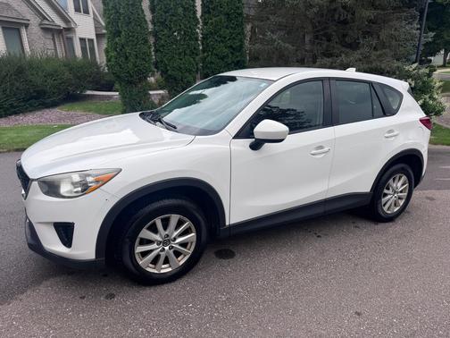 White 2013 Mazda CX-5 Sport