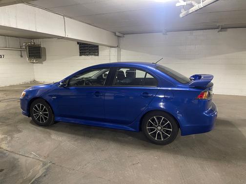 2015 Mitsubishi Lancer SE