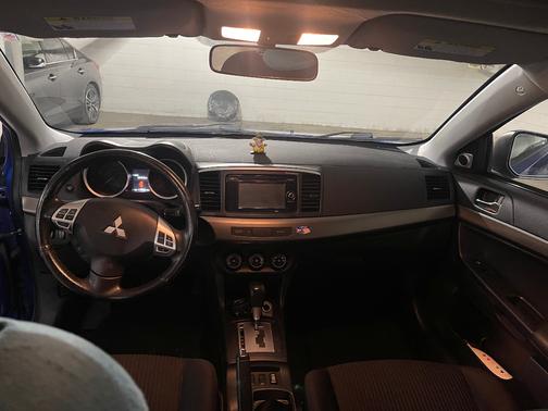 2015 Mitsubishi Lancer SE