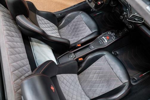 Gray 2013 Ferrari 458 Spider Base