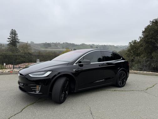 2018 Tesla Model X P100D