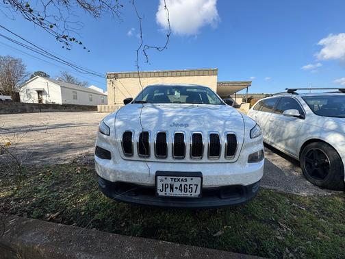 2016 Jeep Cherokee Sport