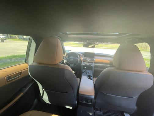 2022 Lexus IS 300 Base