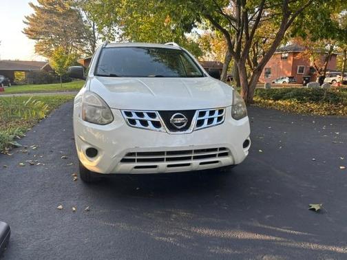 White 2015 Nissan Rogue Select S