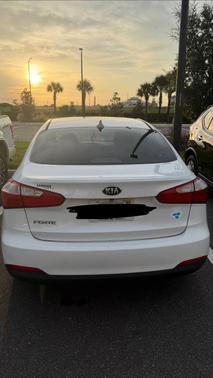 White 2016 Kia Forte LX