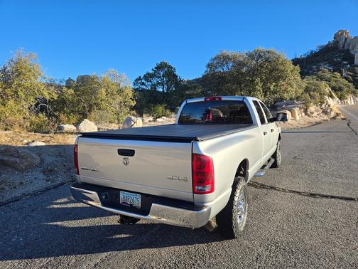 2006 Dodge Ram 2500 ST Quad Cab