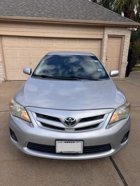 2011 Toyota Corolla LE