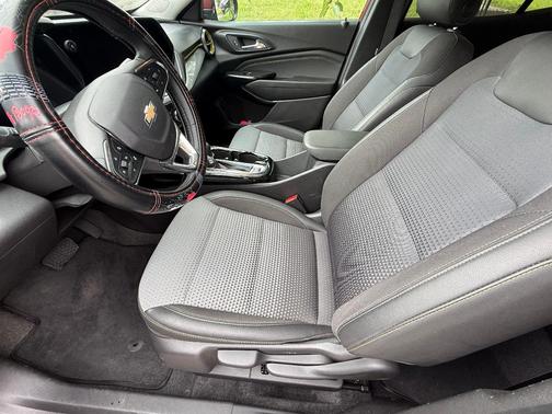 Red 2024 Chevrolet Trax LT