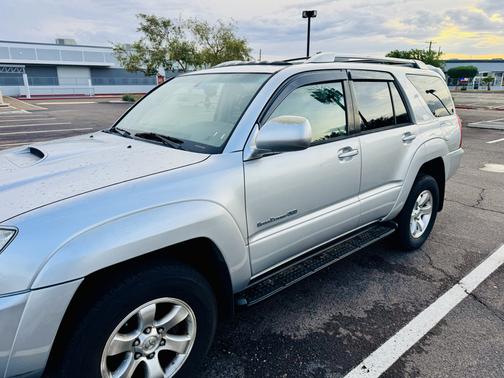 Silver 2005 Toyota 4Runner Sport