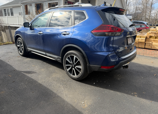 2020 Nissan Rogue SL