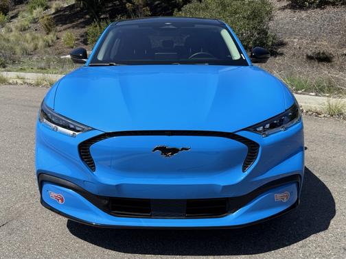 2023 Ford Mustang Mach-E California Route 1