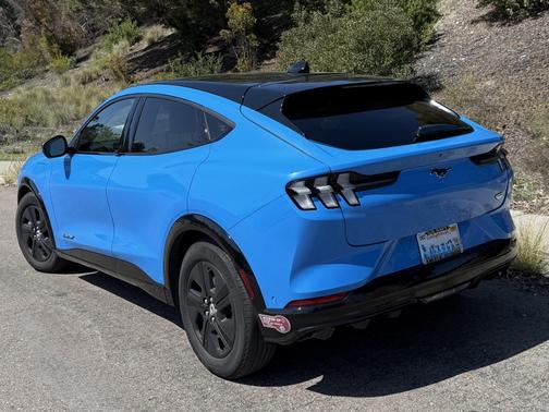 2023 Ford Mustang Mach-E California Route 1