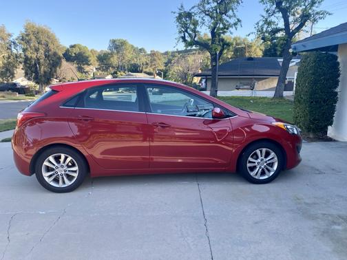 2016 Hyundai Elantra GT Base