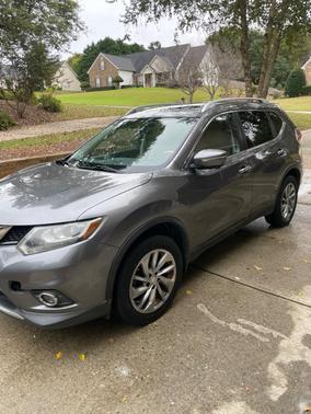 Gray 2014 Nissan Rogue SL