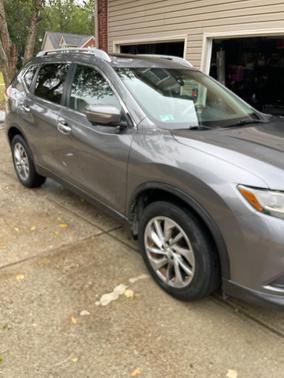 Gray 2014 Nissan Rogue SL