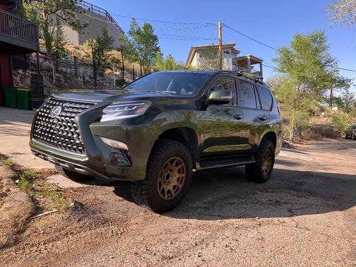 Green 2022 Lexus GX 460 Base