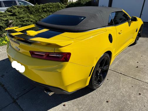 Yellow 2018 Chevrolet Camaro 1SS