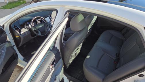 2012 Hyundai SONATA Hybrid Base