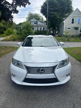 White 2015 Lexus ES 350 Base