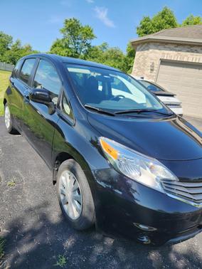 Black 2014 Nissan Versa Note SV