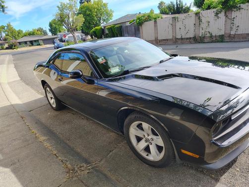 Black 2012 Dodge Challenger SXT