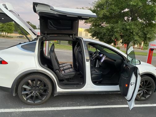 2020 Tesla Model X Long Range Plus