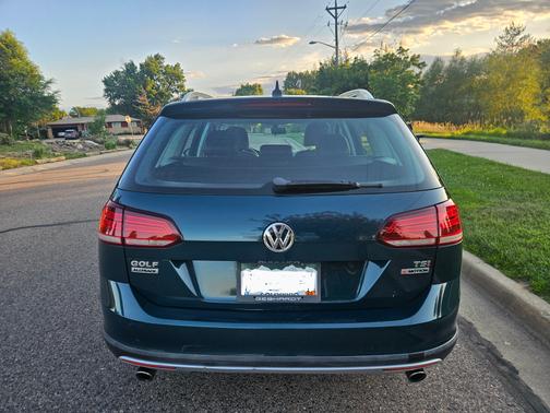 2018 Volkswagen Golf Alltrack TSI SE