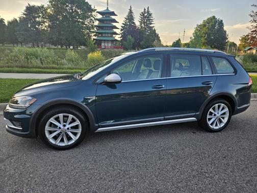 2018 Volkswagen Golf Alltrack TSI SE