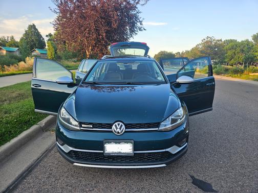 2018 Volkswagen Golf Alltrack TSI SE