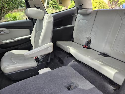 2012 Chevrolet Traverse LTZ