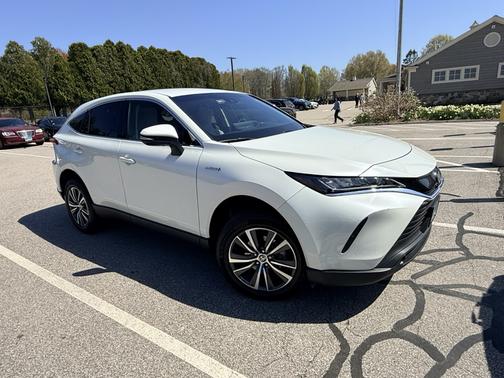 White 2021 Toyota Venza LE