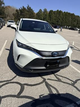 White 2021 Toyota Venza LE