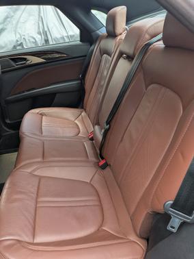 White 2017 Lincoln MKZ Reserve
