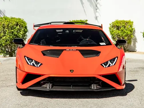 2023 Lamborghini Huracan STO Base