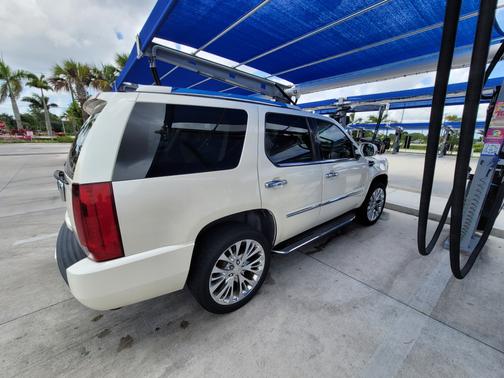 2007 Cadillac Escalade Base