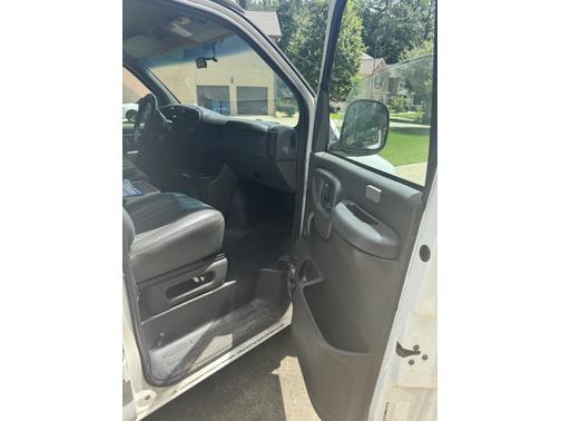 2002 Chevrolet Express 1500 Cargo