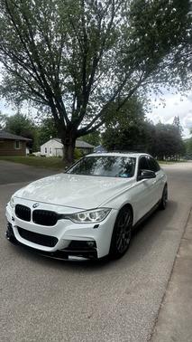 White 2013 BMW 335 i