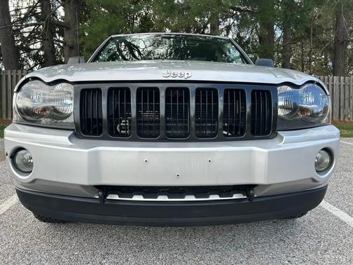 2006 Jeep Grand Cherokee Laredo