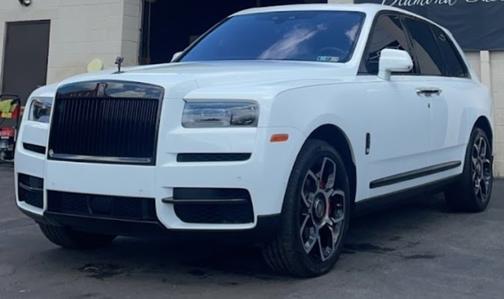 White 2021 Rolls-Royce Cullinan Base