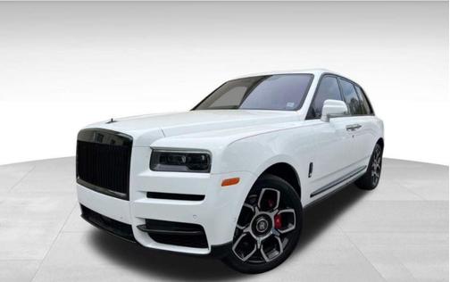 White 2021 Rolls-Royce Cullinan Base