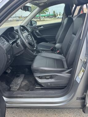 Silver 2020 Volkswagen Tiguan 2.0T SE