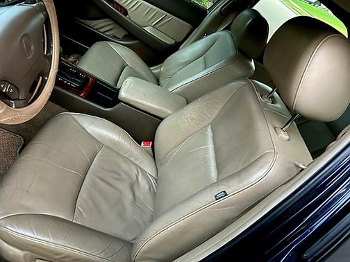 Blue 2000 Acura RL 3.5