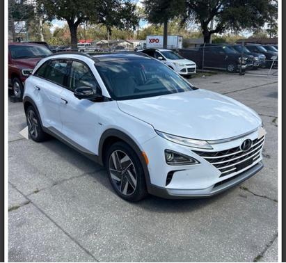 White 2019 Hyundai NEXO Limited