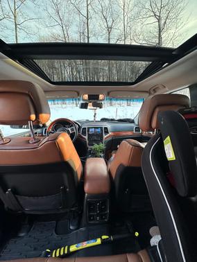 Black 2011 Jeep Grand Cherokee Overland