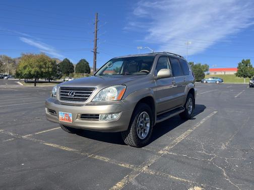Beige 2004 Lexus GX 470 Base