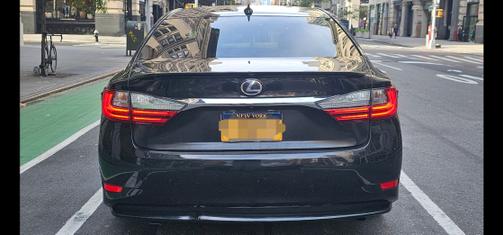 2016 Lexus ES 300h Base