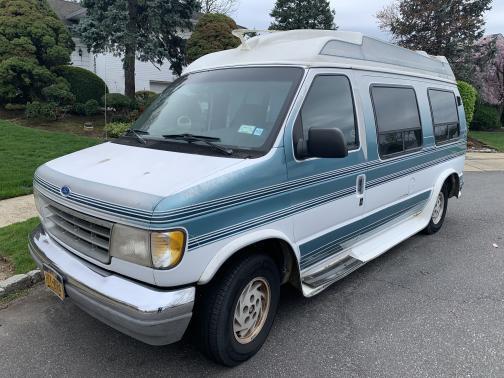 1993 Ford E150 Base