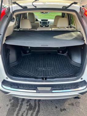 White 2015 Honda CR-V Touring