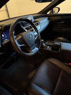 2019 Lexus ES 350 Luxury