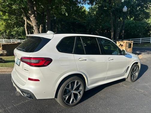 White 2020 BMW X5 xDrive40i